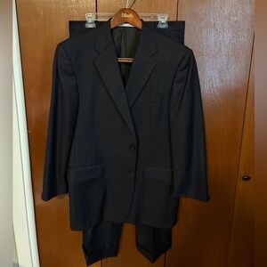 Hickey Freeman Navy Plaid Suit 40S